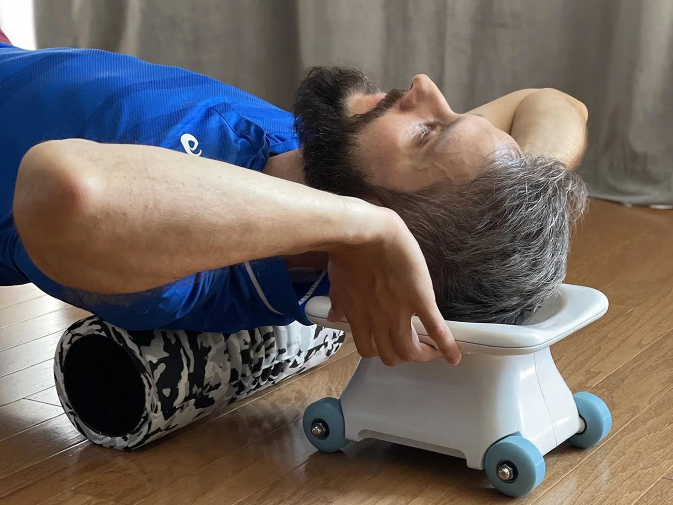 Wheeled Headrest - image 1